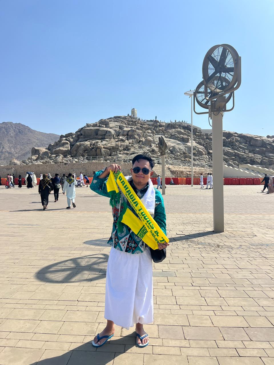 Rombongan di Madinah